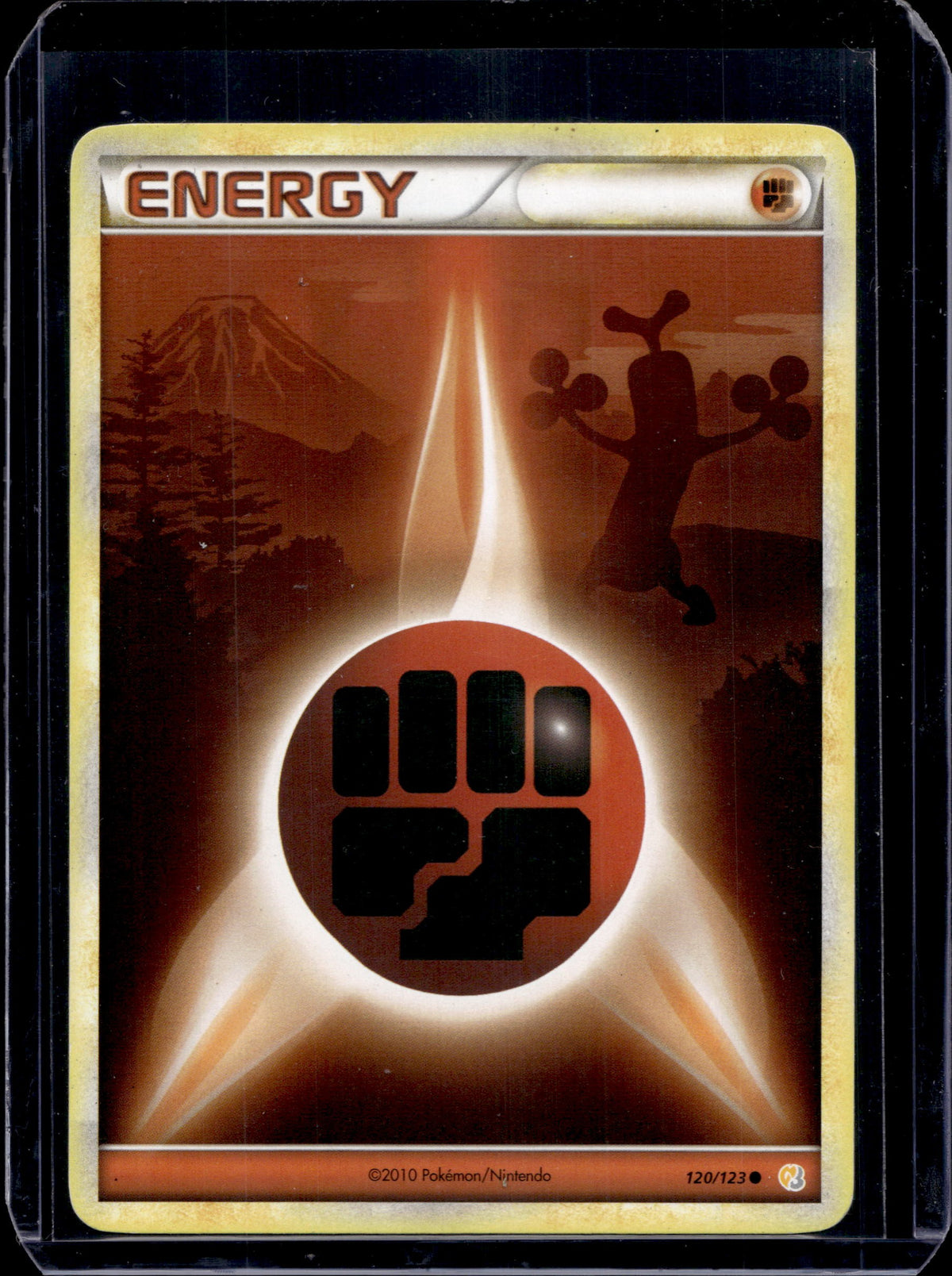 Fighting Energy HeartGold SoulSilver #120/123 Normal Pokémon Card (front)
