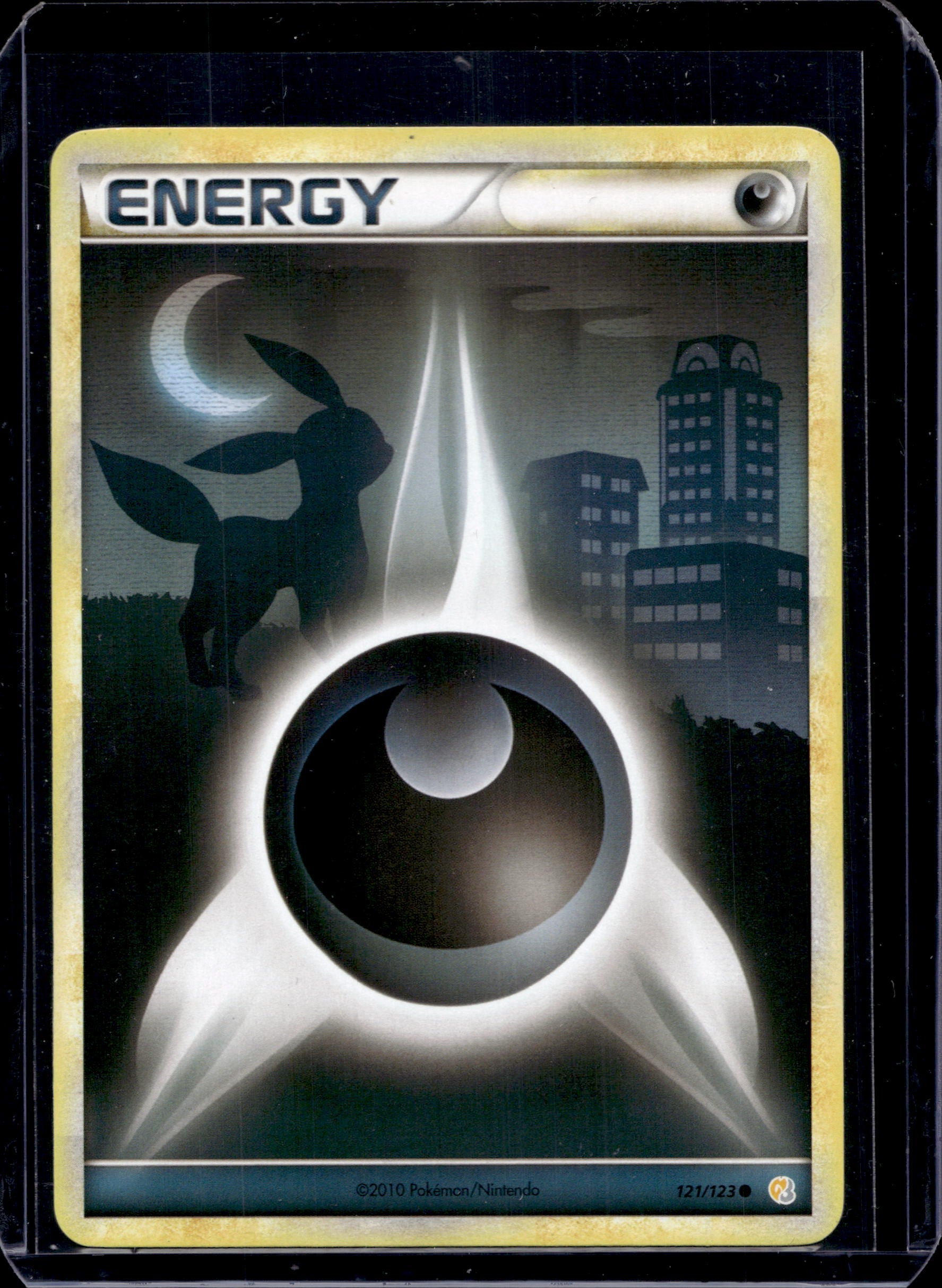 Darkness Energy (Basic) HeartGold SoulSilver #121/123 Normal Pokémon Card (front)